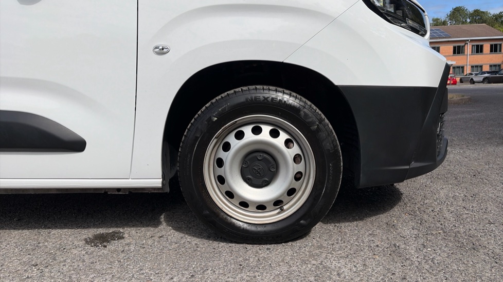 Toyota Proace City L1 Diesel 1.5D 100 Active Van - Image 22