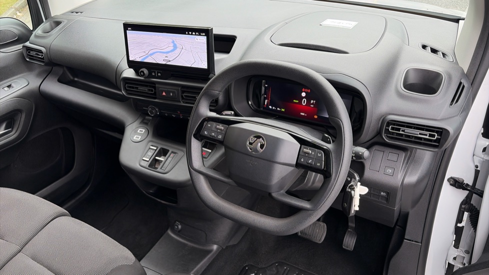 Vauxhall Combo Cargo Combo Electric 100kW Pro 52kWh H1 Van Auto - Image 16