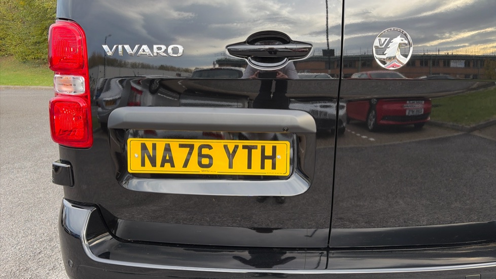 Vauxhall Vivaro L1 Diesel 1.5 Turbo D 120 Pro H1 Van - Image 31