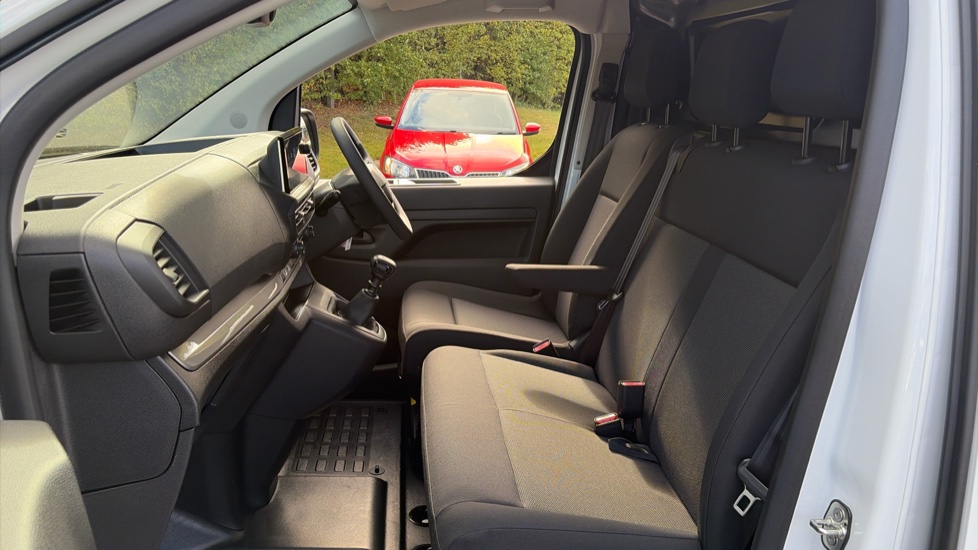 Vauxhall Vivaro L2 Diesel 2.0 Turbo D 145 Prime H1 Van - Image 13