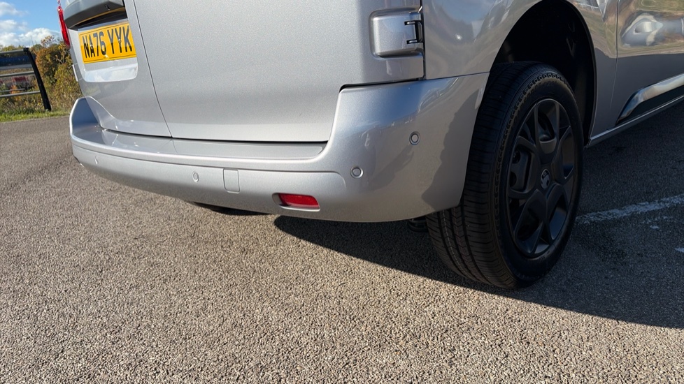 Vauxhall Vivaro L1 Diesel 1.5 Turbo D 120 Pro H1 Van - Image 27