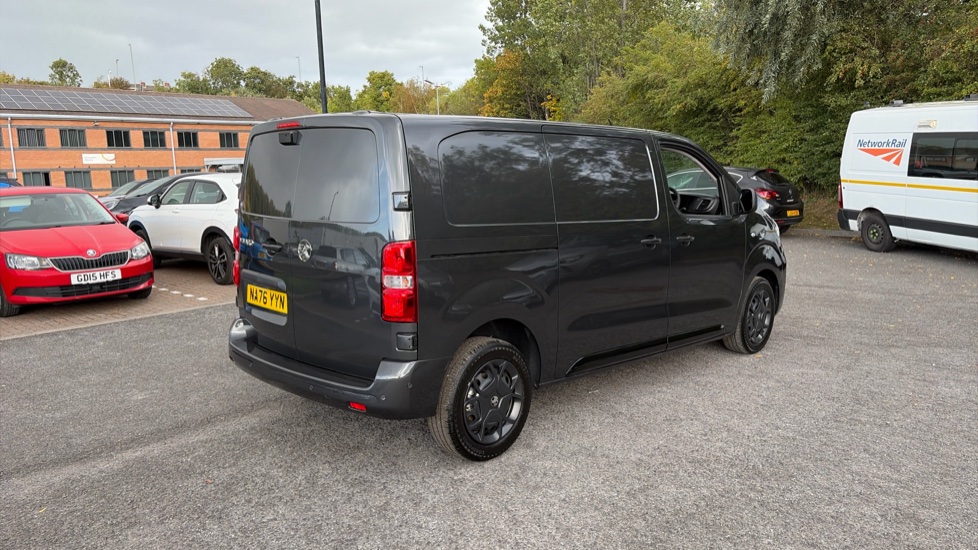 Vauxhall Vivaro L1 Diesel 1.5 Turbo D 120 Pro H1 Van - Image 10