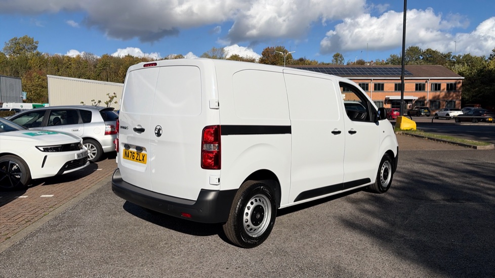 Vauxhall Vivaro L1 Diesel 1.5 Turbo D 120 Prime H1 Van - Image 10