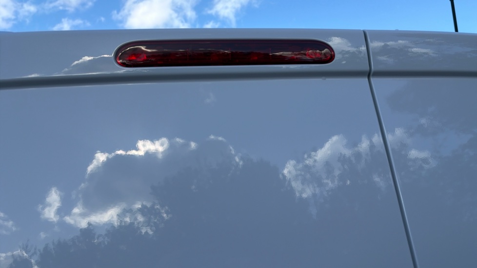 Vauxhall Vivaro L1 Diesel 1.5 Turbo D 120 Prime H1 Van - Image 24