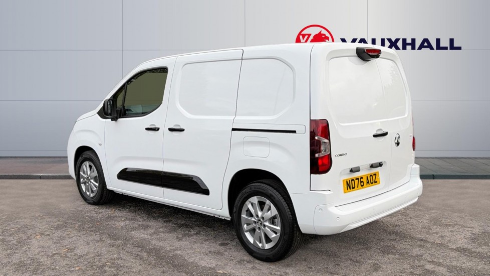 Vauxhall Combo Cargo Combo Electric 100kW Pro 52kWh H1 Van Auto - Image 2