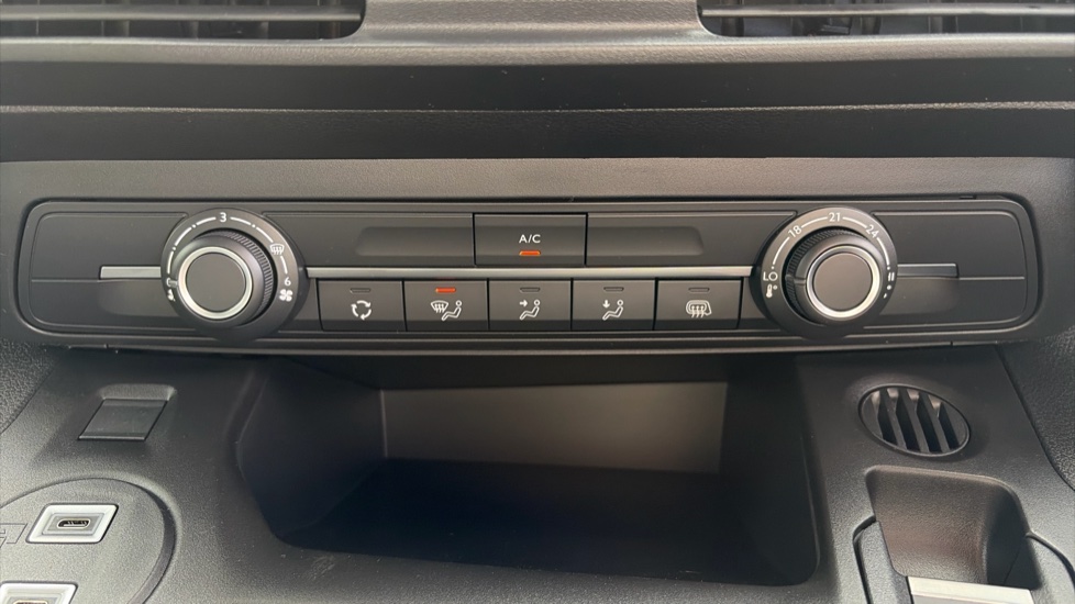 Vauxhall Combo Cargo Combo Xl Electric 100kW Prime Plus 52kWh H1 Van Auto - Image 23