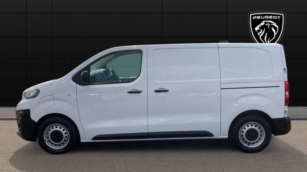 Peugeot Expert E-L1 100kW 49kWh Professional Van Auto - Image 4