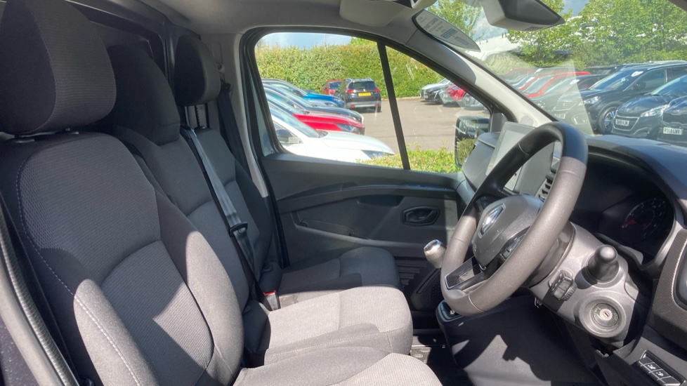 Renault Trafic Swb Diesel SL28 Blue dCi 130 Business+ Van - Image 6