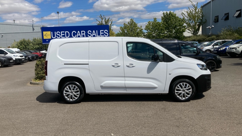Citroen Berlingo Xl Diesel 1.5 BlueHDi 950Kg Driver Edition 130ps EAT8 [S/S] - Image 9