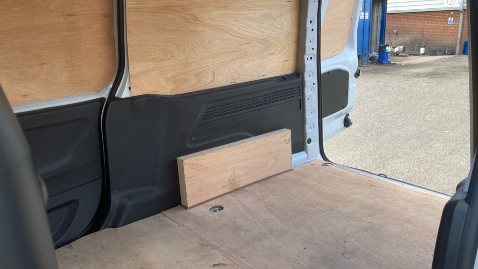 Citroen Berlingo Xl Diesel 1.5 BlueHDi 950Kg Driver Edition 130ps EAT8 [S/S] - Image 14