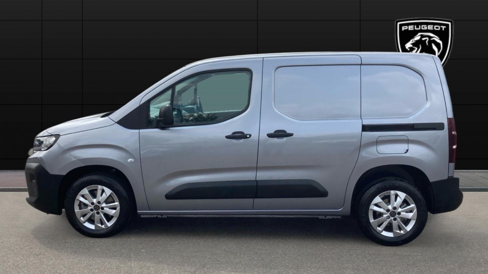 Peugeot Partner M Diesel 1.5 BlueHDi 100 Professional Plus Van - Image 4
