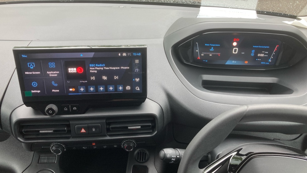 Peugeot Partner Standard Diesel 1.5 BlueHDi 100 Professional Plus Van - Image 15