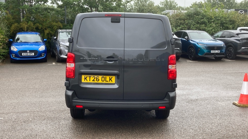 Peugeot Expert Xl Diesel 2.2 BlueHDi 150 Professional Van - Image 11