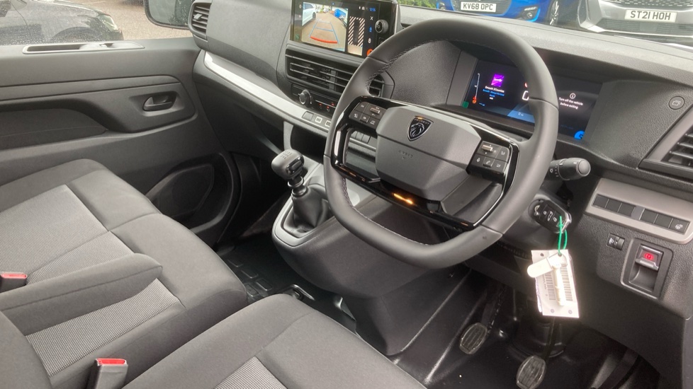 Peugeot Expert Xl Diesel 2.2 BlueHDi 150 Professional Van - Image 16