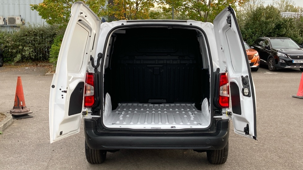Peugeot Partner Standard Diesel 1.5 BlueHDi 100 Professional Van - Image 3