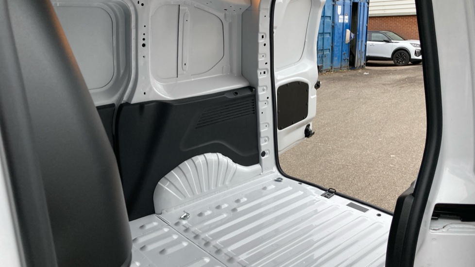 Peugeot Partner Standard Diesel 1.5 BlueHDi 100 Professional Van - Image 14
