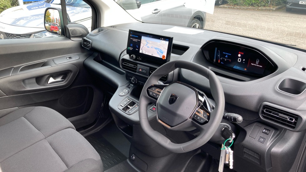 Peugeot Partner M Diesel 1.5 BlueHDi 130 Asphalt Van EAT8 - Image 16