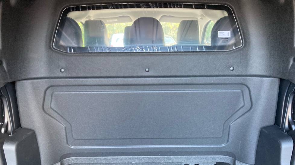 Peugeot Expert L1 Diesel Special Edition 2.2 180 Sport Crew Van EAT8 - Image 18