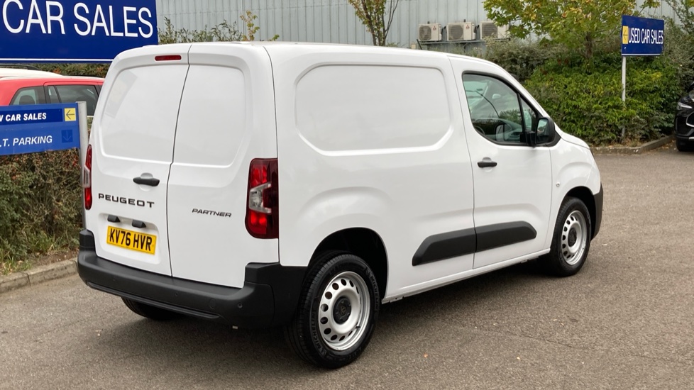 Peugeot Partner Standard Diesel 1.5 BlueHDi 100 Professional Van - Image 10