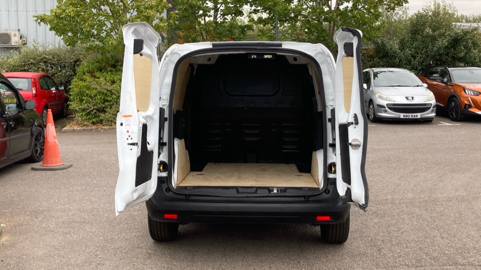 Ford Transit Courier Petrol 1.0 EcoBoost 125ps Limited Van Auto - Image 3