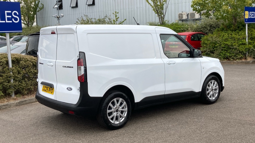 Ford Transit Courier Petrol 1.0 EcoBoost 125ps Limited Van Auto - Image 10