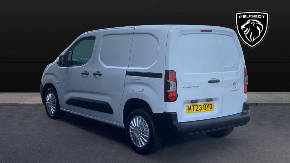 Peugeot Partner Standard Diesel 1000 1.5 BlueHDi 100 Professional Premium + Van - Image 2