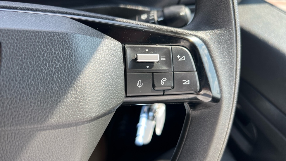 Peugeot Expert L1 Diesel 1.5 BlueHDi 120 Professional Van - Image 26