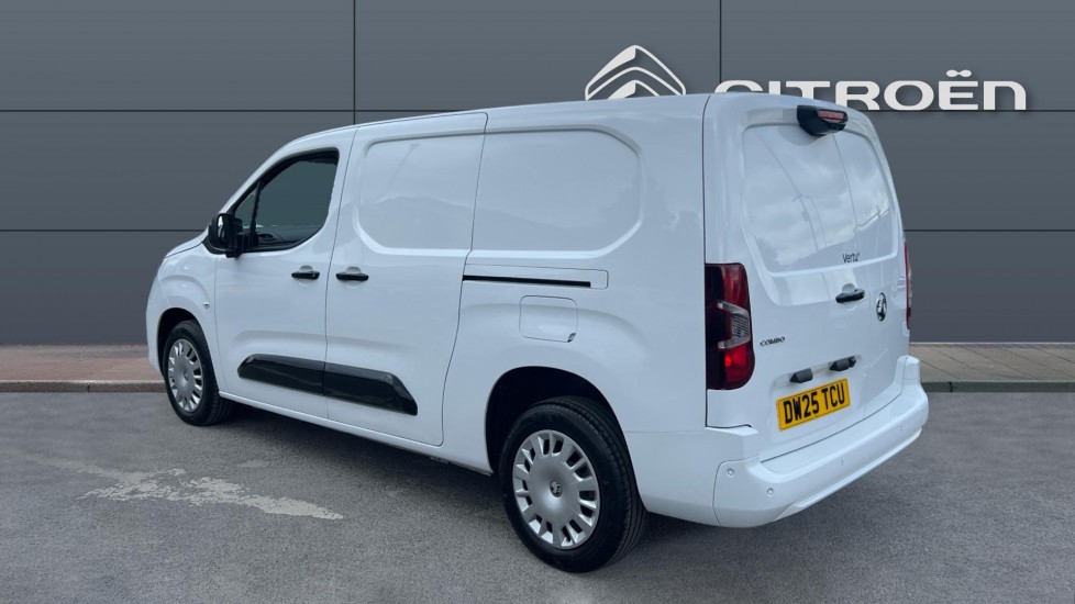 Vauxhall Combo Cargo Combo Xl Diesel 1.5 Turbo D 100ps Pro H1 Van - Image 2