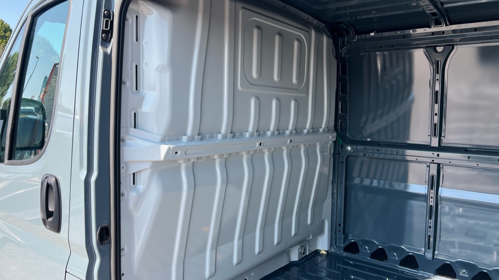 Citroen Relay 3500 L2 Diesel 2.2 BlueHDi 140 H1 Van Enterprise - Image 18