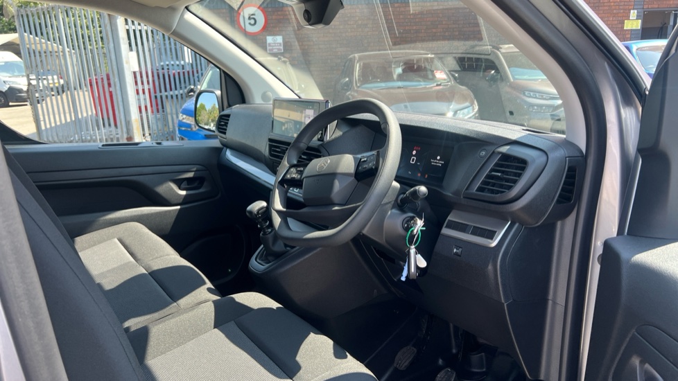 Citroen Dispatch Xl Diesel 1.5 D 120ps Van Enterprise - Image 6