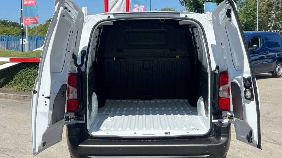 Citroen Berlingo Xl Diesel 1.5 D 100ps Van Enterprise Plus - Image 3