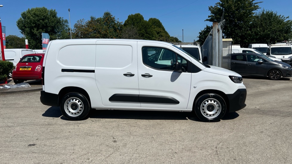 Citroen Berlingo Xl Diesel 1.5 D 100ps Van Enterprise Plus - Image 9