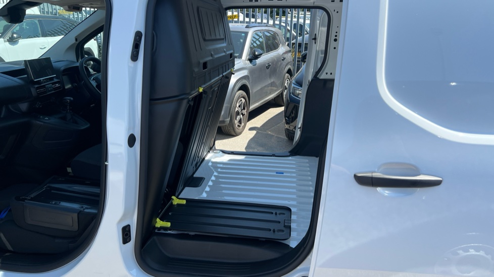 Citroen Berlingo Xl Diesel 1.5 D 100ps Van Enterprise Plus - Image 21