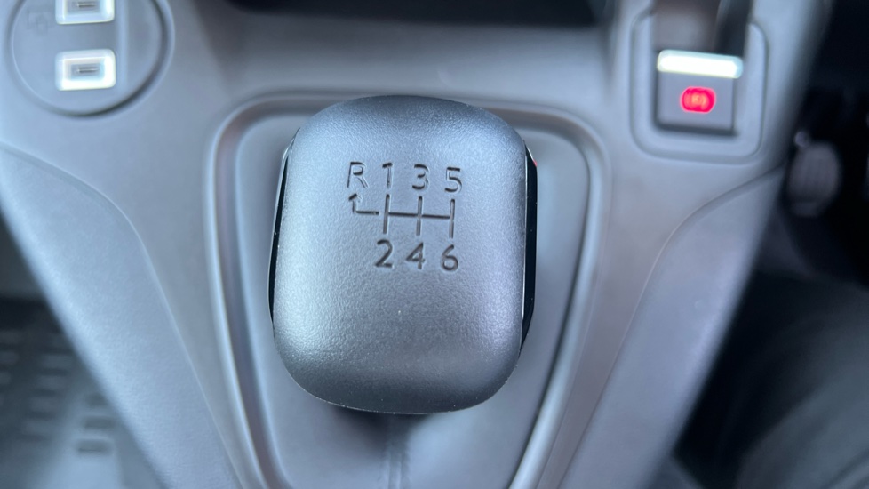 Citroen Berlingo Xl Diesel 1.5 BlueHDi 100ps Van Enterprise Plus - Image 32