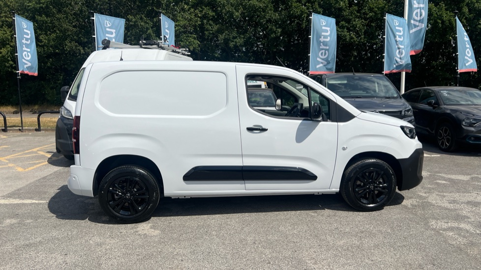 Citroen Berlingo M Diesel 1.5 D 100ps Van Driver - Image 9