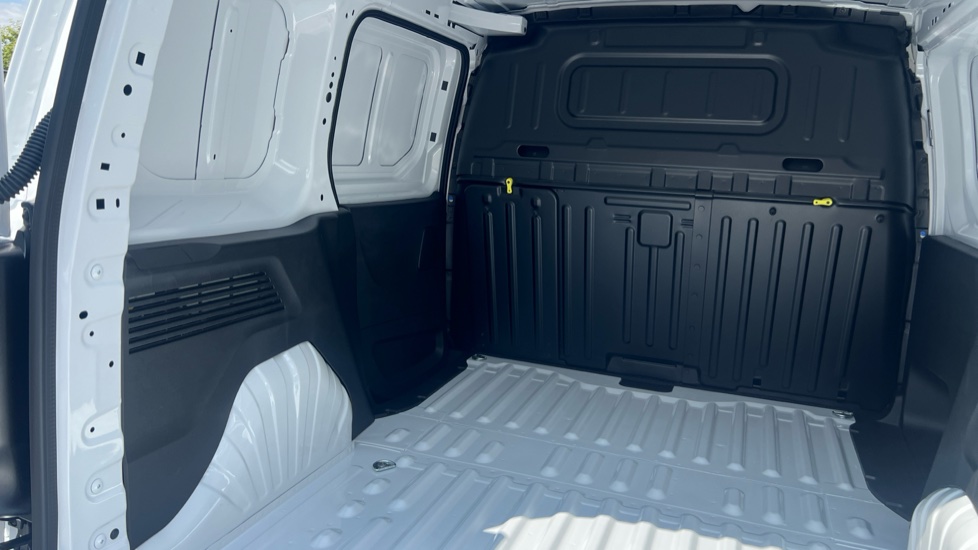 Citroen Berlingo M Diesel 1.5 D 100ps Van Driver - Image 14