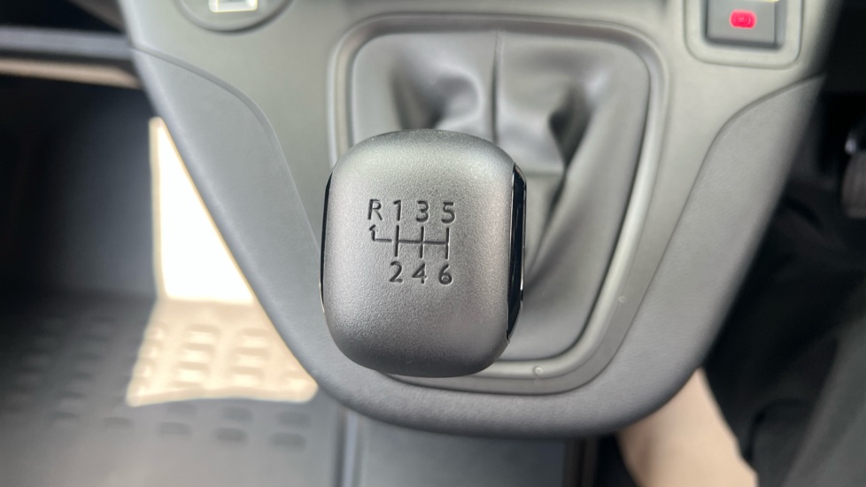 Citroen Berlingo M Diesel 1.5 D 100ps Van Driver - Image 27
