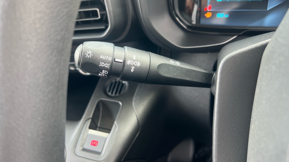 Citroen Berlingo M Diesel 1.5 D 100ps Van Driver - Image 31