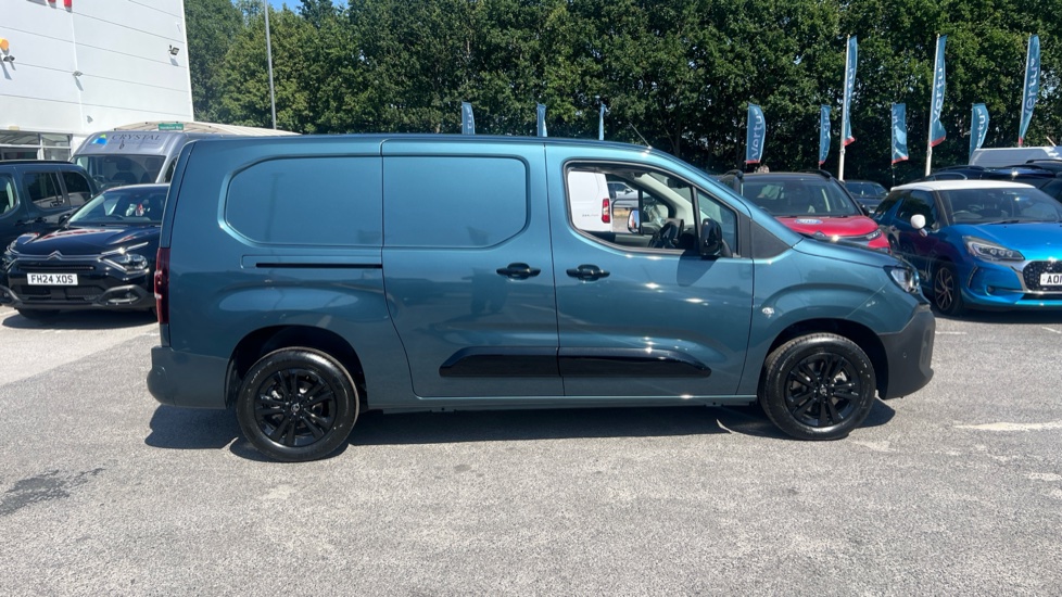 Citroen Berlingo Xl Diesel 1.5 D 100ps Van Driver - Image 9
