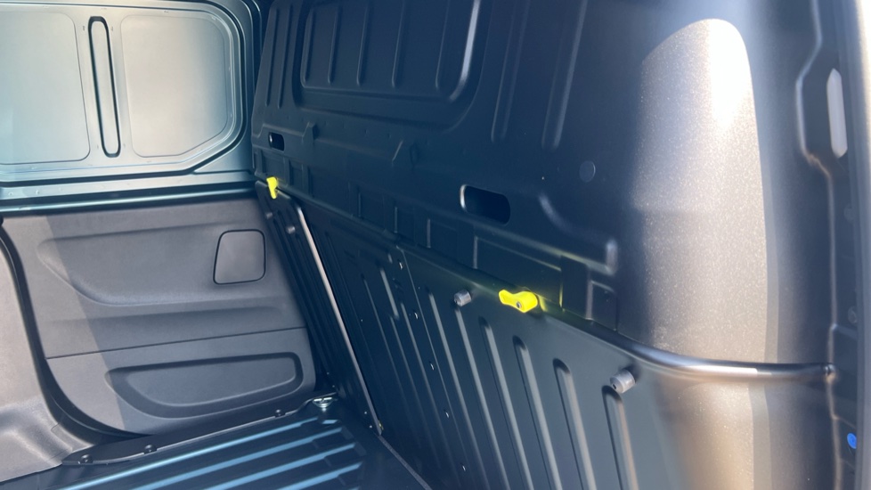 Citroen Berlingo Xl Diesel 1.5 D 100ps Van Driver - Image 18