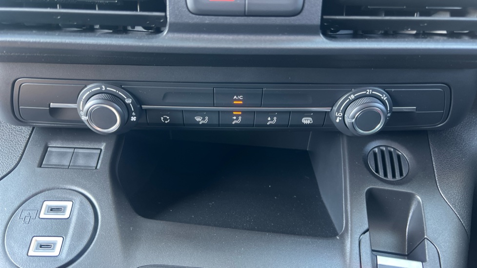 Citroen Berlingo Xl Diesel 1.5 D 100ps Van Driver - Image 28