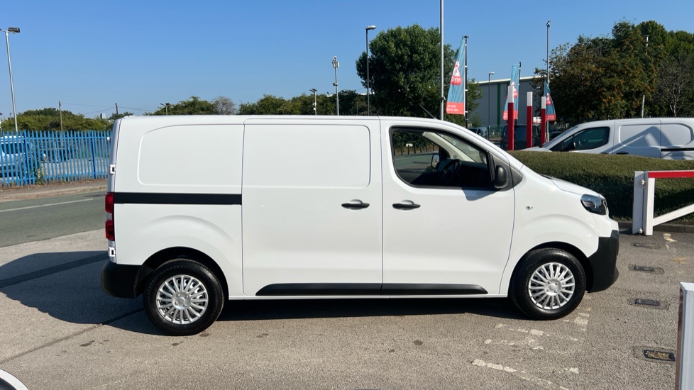 Citroen Dispatch M Diesel 1.5 D 120ps Van Enterprise - Image 9
