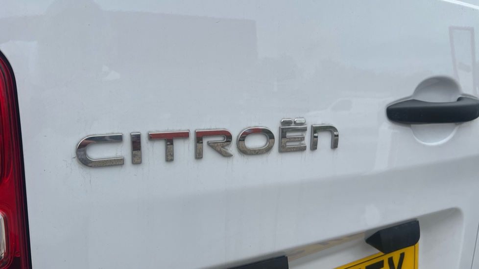 Citroen Dispatch M Diesel 2.0 BlueHDi 145ps Crew Van Enterprise - Image 35