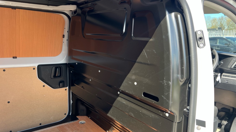 Peugeot Expert L2 Diesel 1.5 BlueHDi 120 Professional Van - Image 18