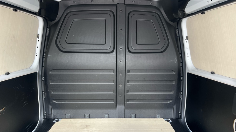 Renault Kangoo L2 Diesel LL21 Blue dCi 95 Advance [Safety] Van - Image 18