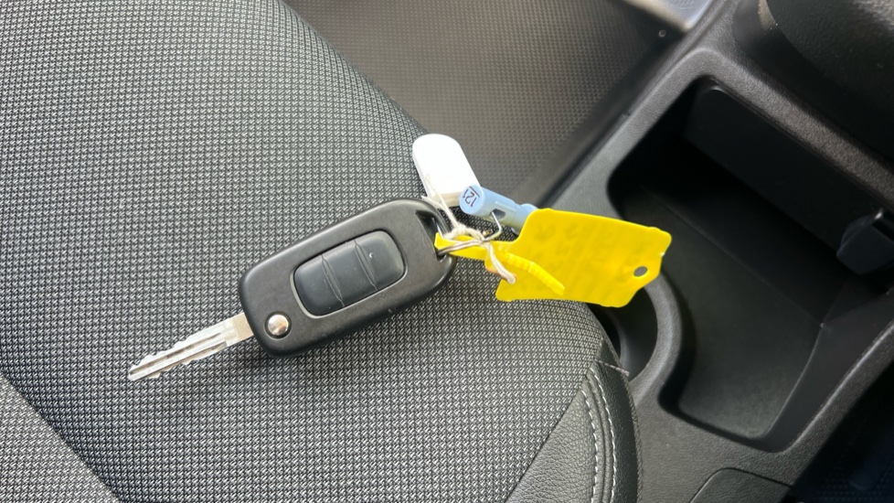 Renault Kangoo L2 Diesel LL21 Blue dCi 95 Advance [Safety] Van - Image 20