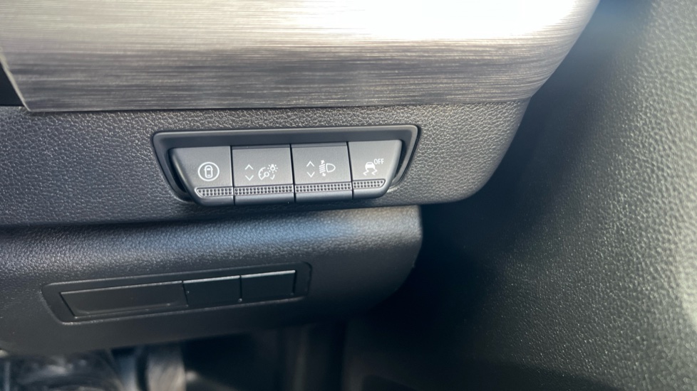 Renault Kangoo L2 Diesel LL21 Blue dCi 95 Advance [Safety] Van - Image 29