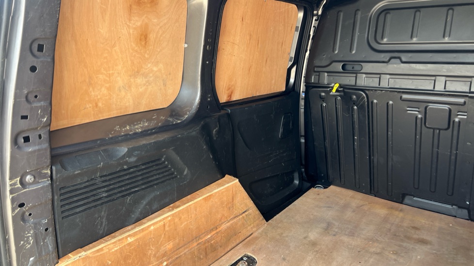 Citroen Berlingo M Diesel 1.5 BlueHDi 1000Kg Driver Ed 100ps 6 Speed [S/S] - Image 12