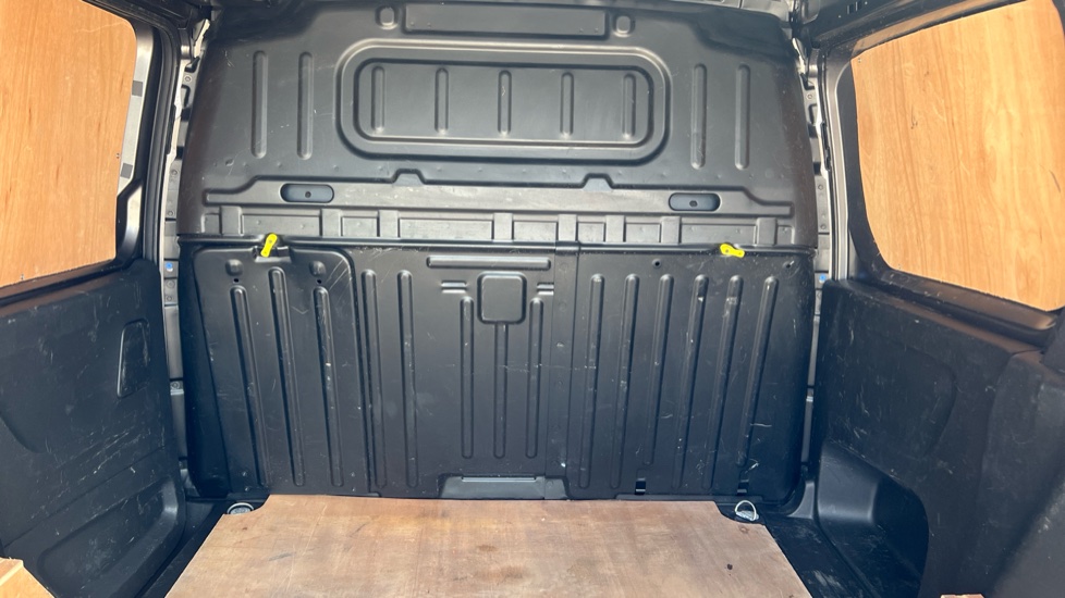 Citroen Berlingo M Diesel 1.5 BlueHDi 1000Kg Driver Ed 100ps 6 Speed [S/S] - Image 18