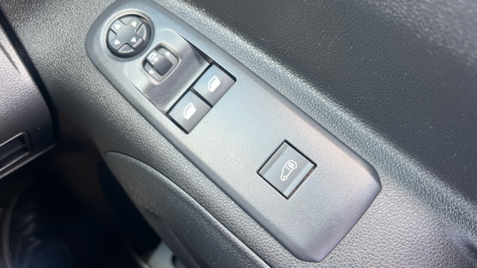 Citroen Berlingo M Diesel 1.5 BlueHDi 1000Kg Driver Ed 100ps 6 Speed [S/S] - Image 38